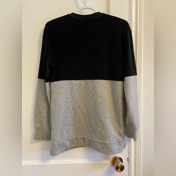 Adidas size Large - Picture 5 of 5